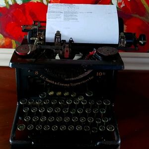 Smith&crona typewriter